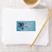 Étiquette Noël - Flocon de neige bleu - Doberman - Rocky (En situation)