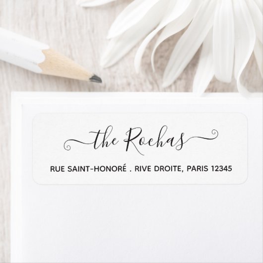 Étiquette Nom De Famille Calligraphie Chic Script Simple Mod (En situation)