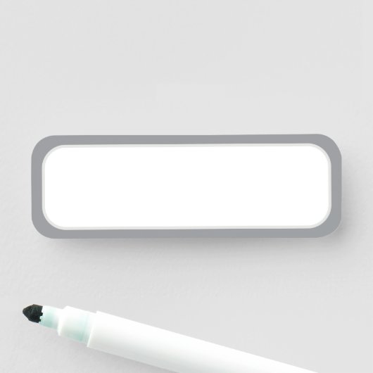 Étiquette nominative blanche réutilisable avec bor (En situation)