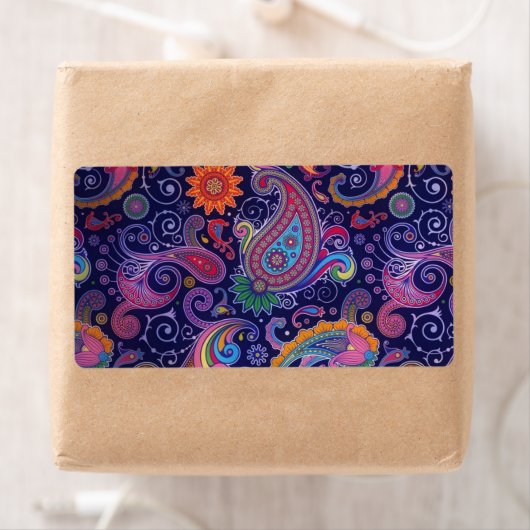 Étiquette Paisley violet rose (En situation)