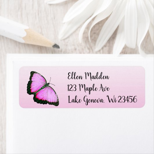 Étiquette Papillon rose (En situation)