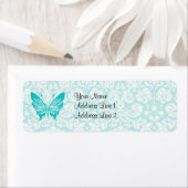 Étiquette Papillon turquoise ; Motif Damas (En situation)