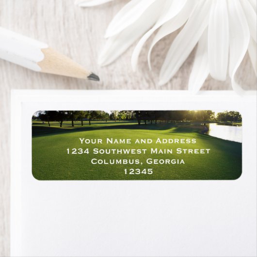 Étiquette Parcours de golf vert à Dawn (En situation)