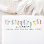 Étiquette Pastel Christmas Lights Adresse de retour<br><div class="desc">Cette mignonne étiquette d'adresse de retour comporte un arrière - plan blanc aux lumières de noël dans les couleurs pastel. Personnalisez-le selon vos besoins. Vous pouvez trouver des produits correspondants dans mon magasin.</div>