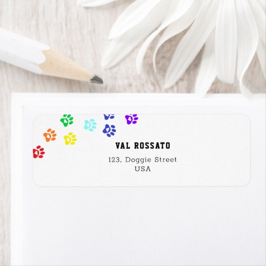 Étiquette Paw Chien Arc-en-ciel (En situation)