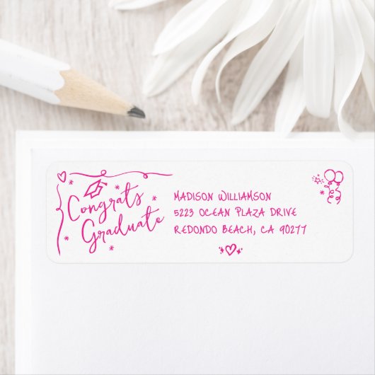 Étiquette Pink Hand Drawn Doodle Graduation White Address (En situation)