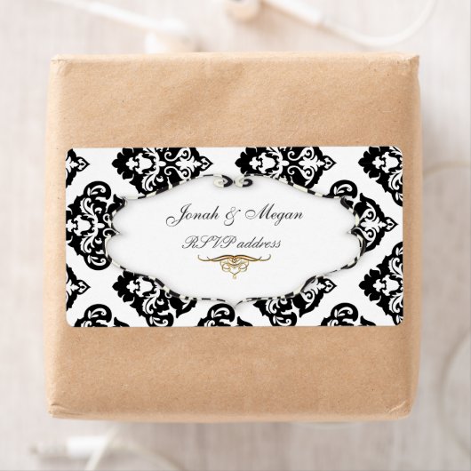 Étiquette PixDezines Felina, Olivia Damask (En situation)