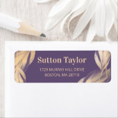 Étiquette Plumes d'or sur prune (En situation)