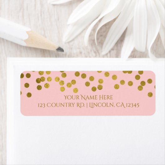 Étiquette Points Confetti Pink & Gold Faux Blushing (En situation)