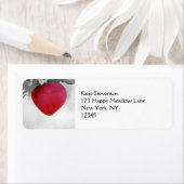 Étiquette Pomme en forme de coeur rouge dramatique (En situation)