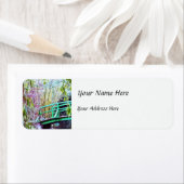 Étiquette Pont de Monet avec fleurs (En situation)