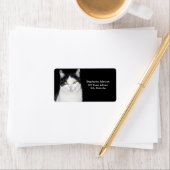 Étiquette Portrait noir et blanc de chat (En situation)