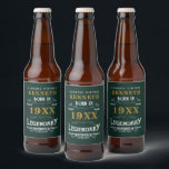 Étiquette Pour Bouteilles De Bière 40th Birthday Vintage Green Gold Ajouter un nom An<br><div class="desc">Pour ceux qui fêtent leur 40e anniversaire, nous avons le étiquette idéal de fête de la bière avec une sensation vintage. L'arrière - plan vert avec un design typographique vintage blanc et or est simple et élégant avec une touche rétro. Customisez facilement le texte de ce cadeau d'anniversaire en utilisant...</div>