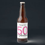 Étiquette Pour Bouteilles De Bière 50 et Fabulous Ladies 50th Birthday Party<br><div class="desc">Une amusante bouteille colorée de 50ème anniversaire étiquette pour personnaliser les boissons à la fête. Ce design présente la typographie "50 et fabuleux" est rose chaud et noir.</div>