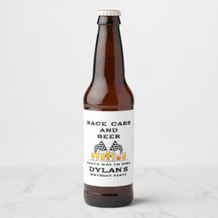Étiquette Pour Bouteilles De Bière Drapeaux à damier de voitures de course et de bièr