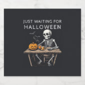 Étiquette Pour Bouteilles De Bière "En attente d'Halloween | Skeleton amusant (Étiquettes simples)
