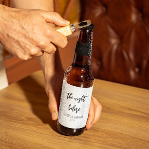 Étiquette Pour Bouteilles De Bière La Nuit Avant Le Dîner De La Répétition Mariage