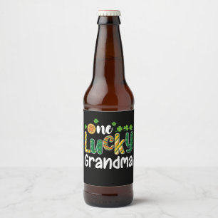 Étiquette Pour Bouteilles De Bière Un grand-mère chanceux qui correspond à la famille