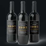 Étiquette Pour Bouteilles De Vin 30th Birthday Born 1993 Ajouter Nom Black Gold<br><div class="desc">Anniversaire personnalisé ajoutez votre nom et étiquette de vin année. Modifiez le nom et l'année avec le modèle fourni. Un merveilleux accessoire de fête d'anniversaire personnalisé. Plus de cadeaux et de fournitures de fête disponibles avec le design "normes de fixation" dans le magasin.</div>