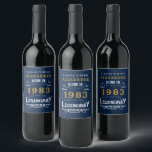 Étiquette Pour Bouteilles De Vin 40th Birthday 1983 Ajouter Nom Legendary Blue Gold<br><div class="desc">Anniversaire personnalisé ajoutez votre nom étiquettes bouteille de vin d'anniversaire. Modifiez le nom et l'année avec le modèle fourni. Une merveilleuse idée d'anniversaire bleue personnalisée. Plus de cadeaux et de fournitures de fête disponibles avec le design "légendaire" dans le magasin.</div>