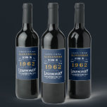 Étiquette Pour Bouteilles De Vin 60th Birthday 1962 Ajouter Nom Vintage Blue Gold<br><div class="desc">Un design étiquette de bouteille de vin classique personnalisé pour cette fête d'anniversaire. Plus de cadeaux et de fournitures de fête disponibles avec le design "légendaire" dans le magasin.</div>