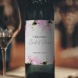 Étiquette Pour Bouteilles De Vin Aquarelle rose blanc Fête des mariées de pivoine<br><div class="desc">Étiquette de bouteille de vin de douche nuptiale romantique personnalisée avec des fleurs de pivoine rose et blanche à l'aquarelle sur un arrière - plan blanc crémeux. Le texte est entièrement personnalisable. Pour le modifier, utilisez l'option Personnaliser. Pour d'autres modifications, telles que les modifications apportées à la police, à la...</div>