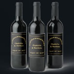 Étiquette Pour Bouteilles De Vin Black Gold Funny Mariage personnalisé<br><div class="desc">Bouteille mariage simple étiquettes dans tomes de noir et or "Félicitations juridique à Dernier" texte amusant facile à customiser avec vos noms</div>