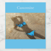 Étiquette Pour Bouteilles De Vin Blue Bikini Beach Sand Thunder_Cove (Étiquettes simples)