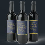 Étiquette Pour Bouteilles De Vin Blue Merry Christmas Gold Script Calligraphie<br><div class="desc">Simple Elegant Marine Bleu Joyeux Noël Or Script Calligraphie Vin Étiquette</div>