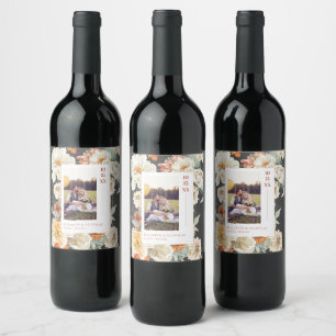 Étiquette Pour Bouteilles De Vin Boho Fleurs Sombres Photo de mariage avec monogr