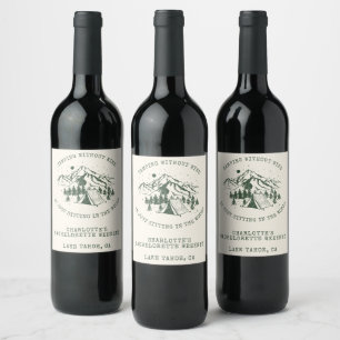 Étiquette Pour Bouteilles De Vin Camping Bachelorette Party Simple moderne