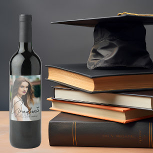 Étiquette Pour Bouteilles De Vin Chic Graduation Photo Black Script Overlay Party