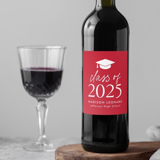 Étiquette Pour Bouteilles De Vin Classe moderne de 2025 Script Red Graduation