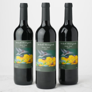Étiquette Pour Bouteilles De Vin Colibri en fleurs jaunes
