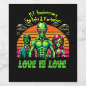 Étiquette Pour Bouteilles De Vin Couple Alien dans l'affection galactique (Étiquettes simples)