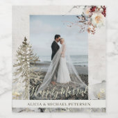 Étiquette Pour Bouteilles De Vin Couple mariage photo moderne élégant script hiver (Étiquettes simples)