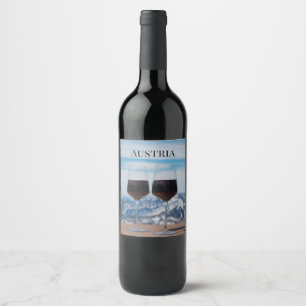 Étiquette Pour Bouteilles De Vin Deux verres de vin rouge contre les montagnes