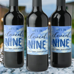 Étiquette Pour Bouteilles De Vin Elle est au septième ciel ! Enterrement de vie de