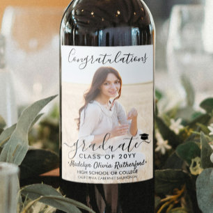 Étiquette Pour Bouteilles De Vin Félicitations à l'obtention du diplôme Photo & Bla