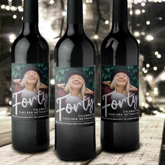 Étiquette Pour Bouteilles De Vin Forty 40th Birthday photo script silver black