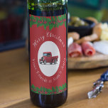 Étiquette Pour Bouteilles De Vin Funny Christmas Mécanique Auto Réparation Étiquett<br><div class="desc">Étiquette amusant pour votre vin de vacances à vos clients de mécanique automobile,  atelier de réparation automobile. vieille camionnette rouge cool au centre et la frontière verte de la garland Christmas Holly. Modifiez le texte pour lire ce que vous voulez.</div>