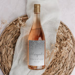 Étiquette Pour Bouteilles De Vin Glam Silver Parties scintillant Drip 70th Birthday<br><div class="desc">Ces étiquettes chics de bouteille de vin de 70e anniversaire ont une bordure brillante en faux parties scintillant argent et un arrière - plan à l'ombre argent. Personnalisez-les avec le nom de l'invitée d'honneur en écriture manuscrite grise,  avec son anniversaire et la date ci-dessous en caractères serif.</div>