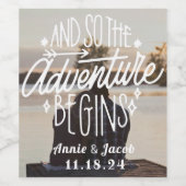 Étiquette Pour Bouteilles De Vin L'aventure commence Enregistrer la date (Étiquettes simples)