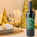 Étiquette Pour Bouteilles De Vin Logo d'entreprise personnalisé Green Christmas Wre<br><div class="desc">Ce magnifique étiquette de vin de Noël de compagnie est fait sur mesure avec votre logo d'entreprise dans une couronne festive de baies vitrées avec l'enveloppe de la guirlande d'or sur un arrière - plan vert. Étiquettes de vacances contemporains pour votre client ou employé d'entreprise présente.</div>