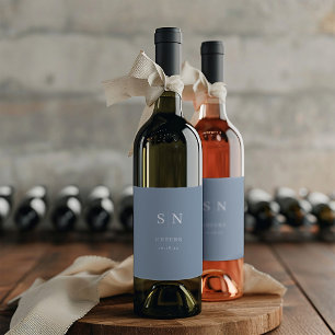 Étiquette Pour Bouteilles De Vin Minimal et chic Monogramme bleu poussiéreux