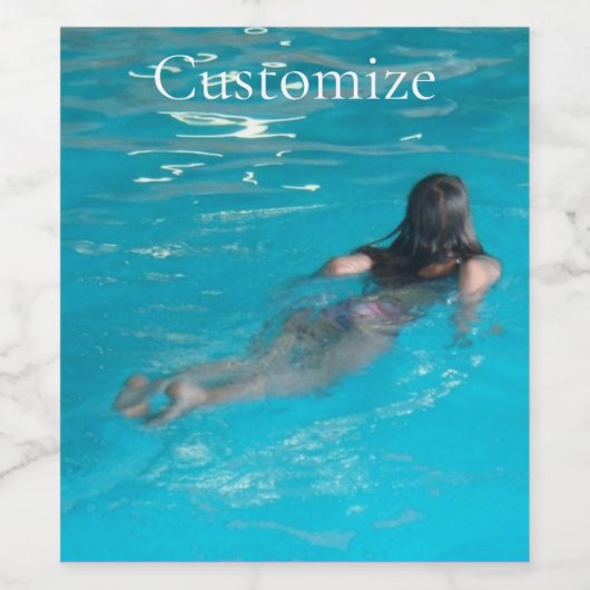 Étiquette Pour Bouteilles De Vin Modèle féminin natation Thunder_Cove (Étiquettes simples)