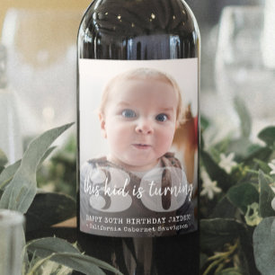 Étiquette Pour Bouteilles De Vin N'IMPORTE QUEL Anniversaire "This Kid" Revêtement 