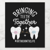 Étiquette Pour Bouteilles De Vin Rassembler les dents - Orthodontiste (Étiquettes simples)