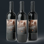 Étiquette Pour Bouteilles De Vin Romantic Elegant Fall In Love Photo Fête des marié<br><div class="desc">Romantic Elegant Fall In Love Photo Fête des mariées Vin Étiquette</div>