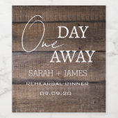 Étiquette Pour Bouteilles De Vin Rustic Oak Un Jour Avant Le Dîner De Répétition (Étiquettes simples)